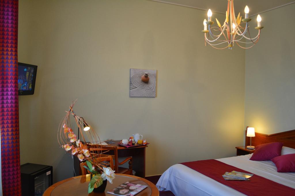 Marie Anne Hotel Довил Екстериор снимка