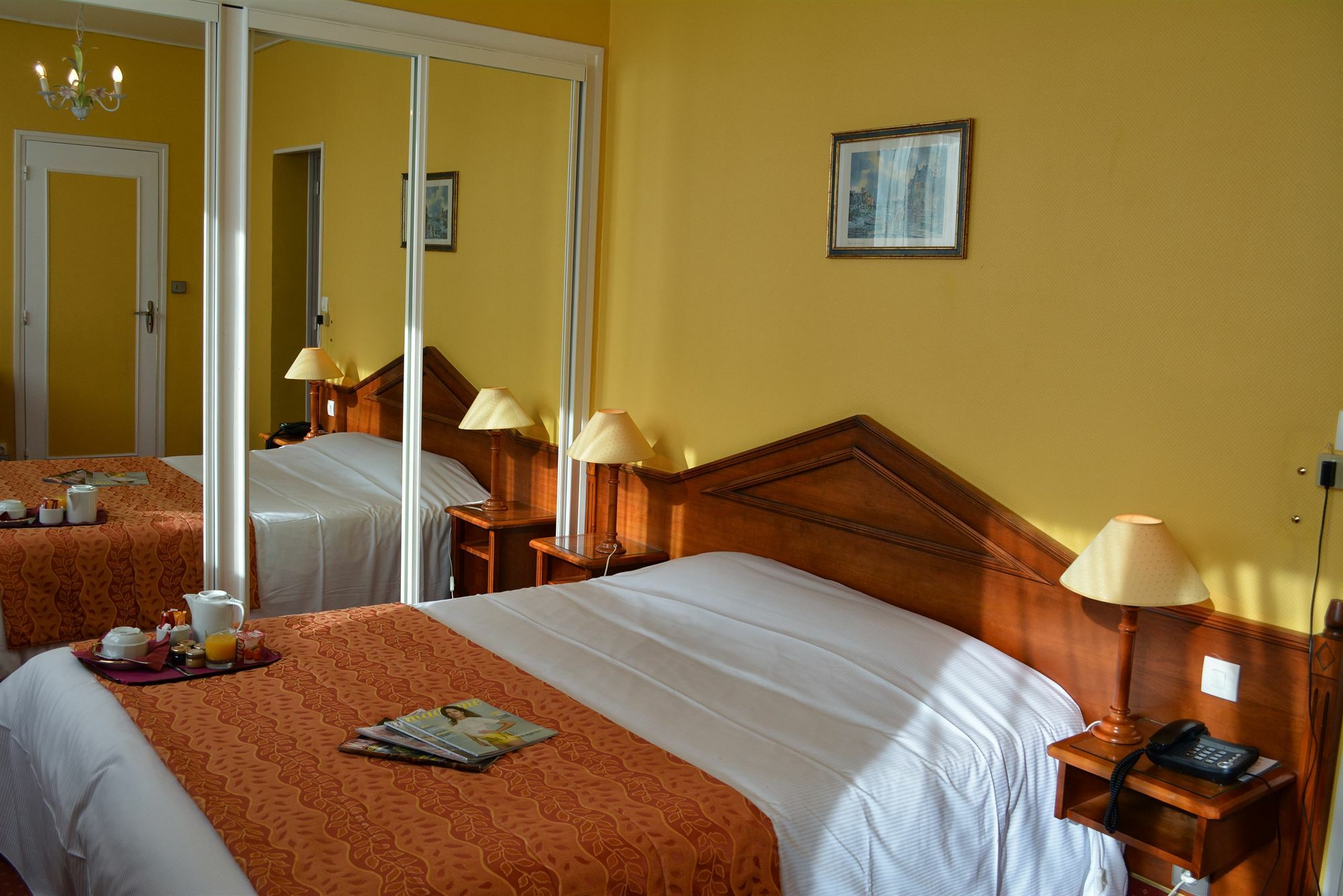 Marie Anne Hotel Довил Екстериор снимка
