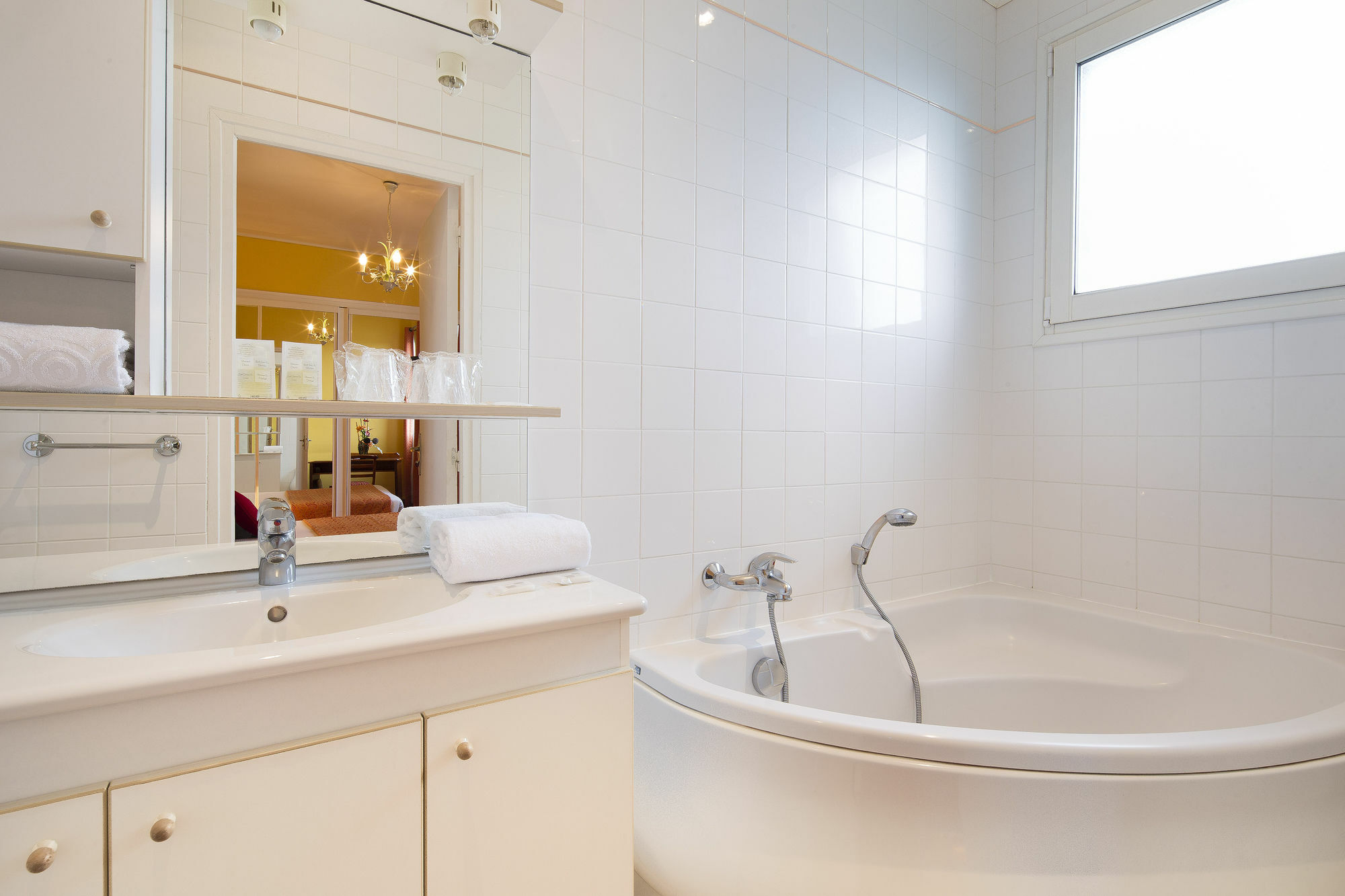 Marie Anne Hotel Довил Екстериор снимка
